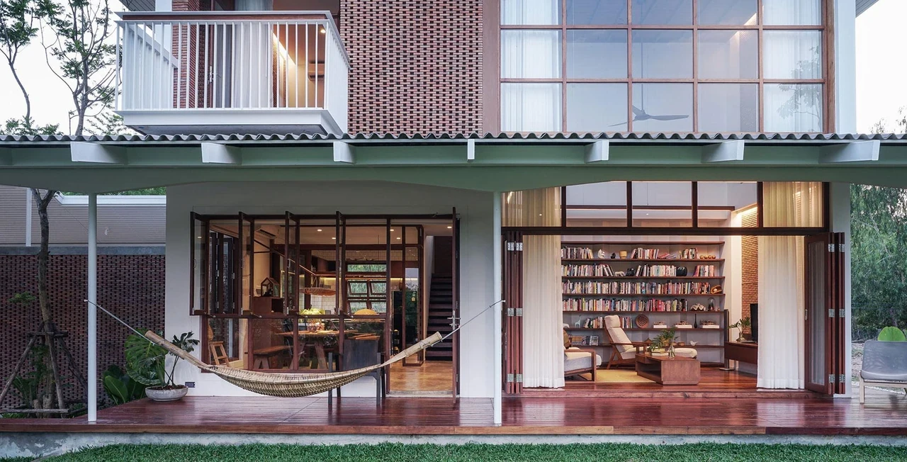 A house combined with Thai traditional and modern elements - Home Journal