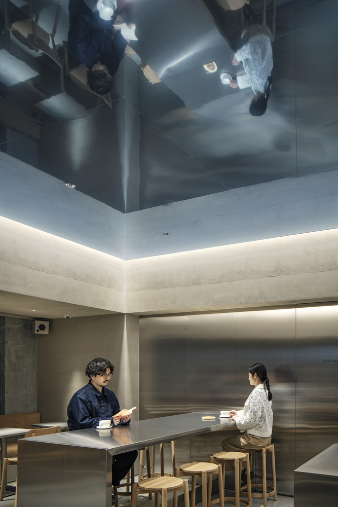 隱身巷弄的建築美學，東京原宿最新藍瓶咖啡店由TEKI Design操刀