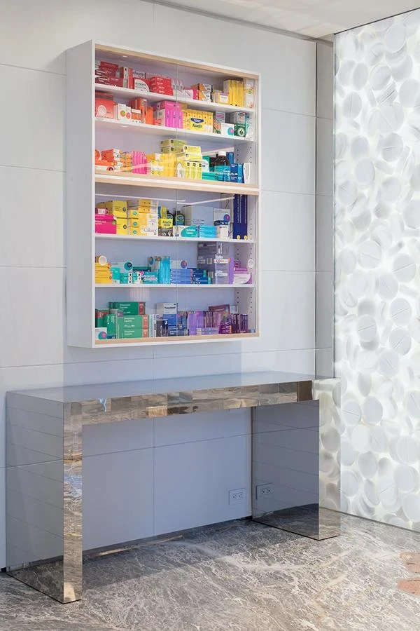 Sleep With Art and Furniture by Damien Hirst in the World’s Most Expensive Hotel Suite - Image 13