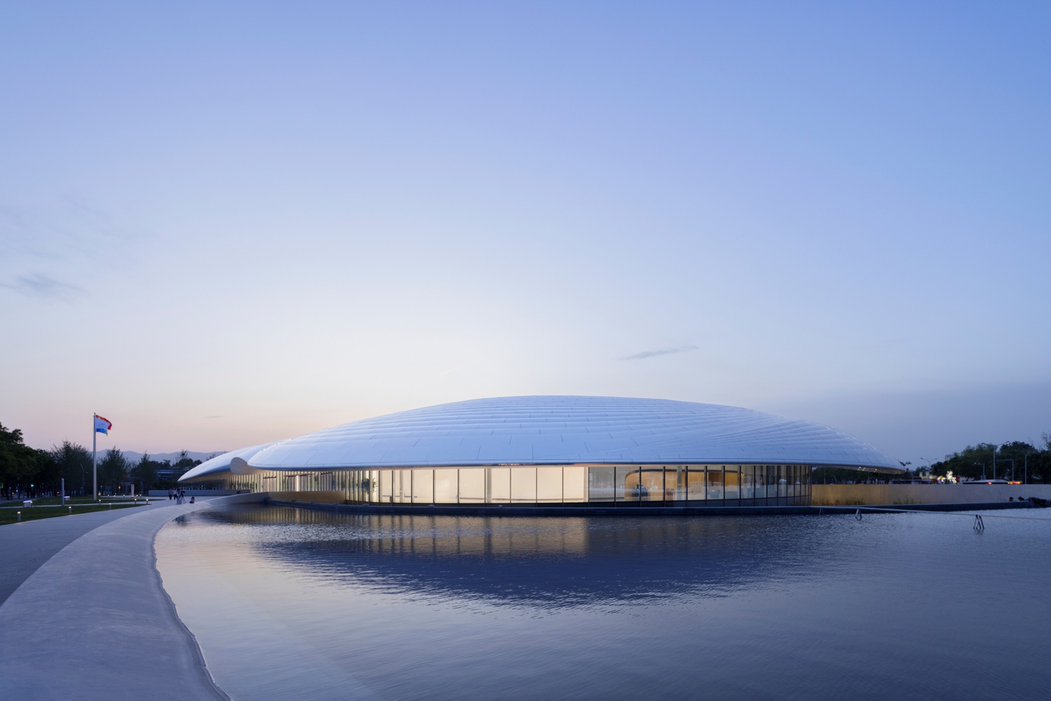 北京中關村國際創新中心，MAD以流動曲線重塑城市建築界面