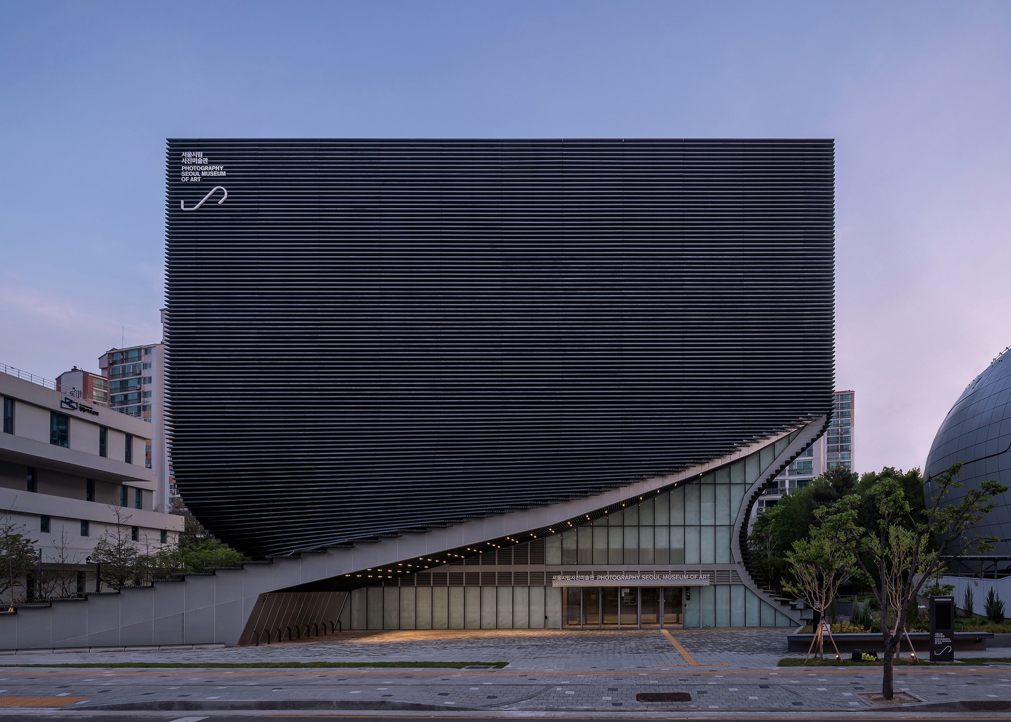 韓國首爾攝影藝術博物館由奧地利團隊操刀設計，展現前衛「扭曲」幾何美學1